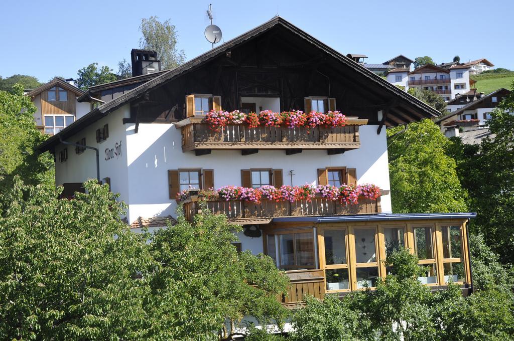 Moarhof Hotell Meltina Exteriör bild